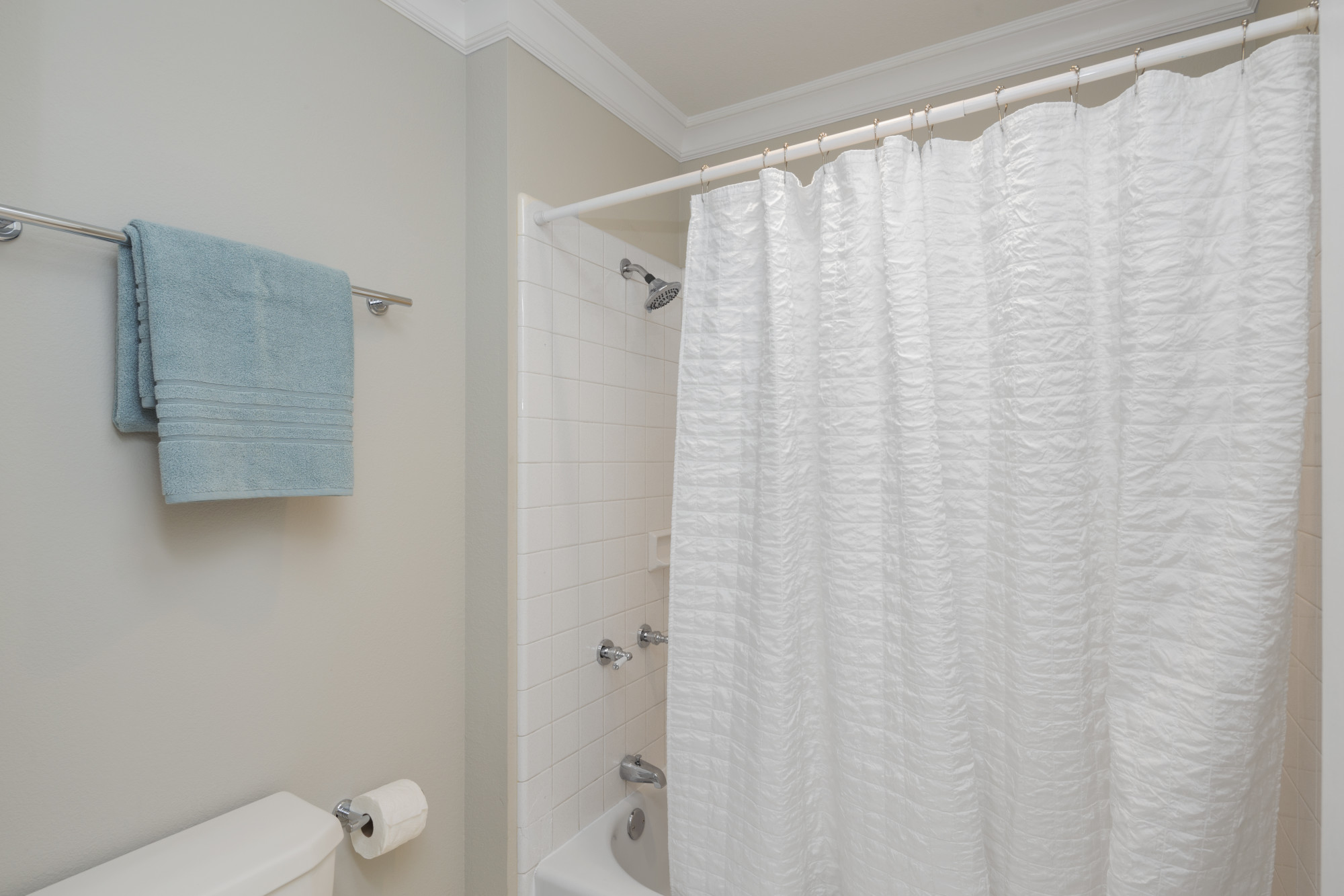 5 Pro Tips for Preventing Shower Drain Clogs